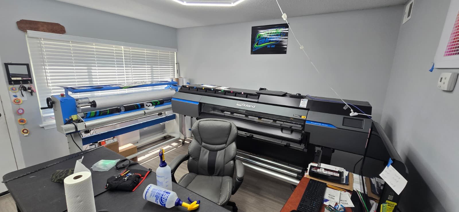 Custom Graphic NC workshop with large format printer